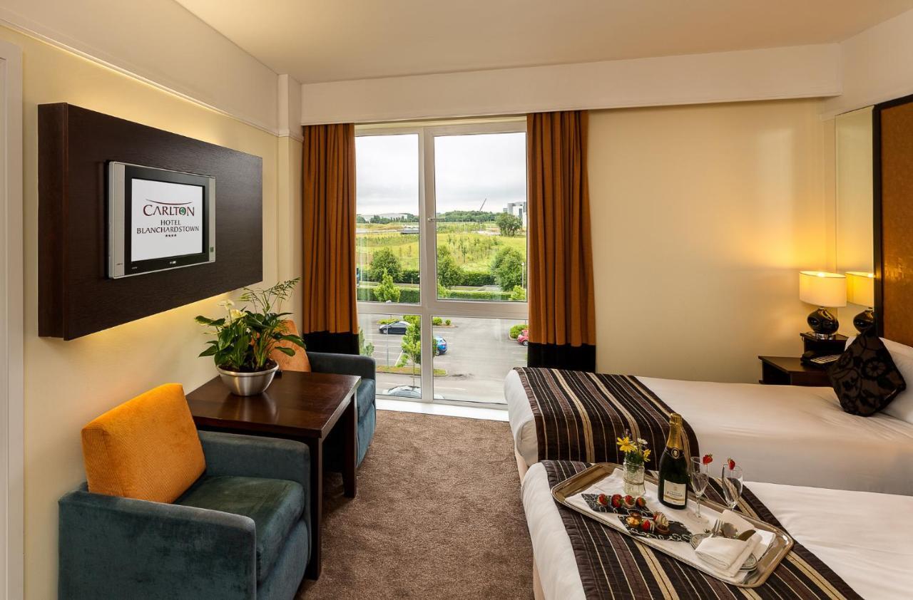 Carlton Hotel Blanchardstown Ngoại thất bức ảnh